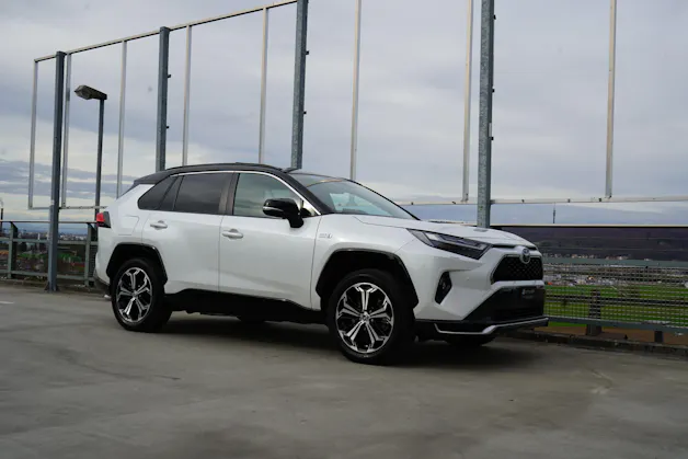 Toyota RAV-4 2.5 PHEV GR SPORT E-CVT 4WD l 306 PS