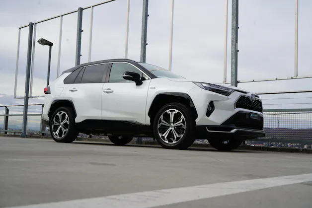 Toyota RAV-4 2.5 PHEV GR SPORT E-CVT 4WD l 306 PS