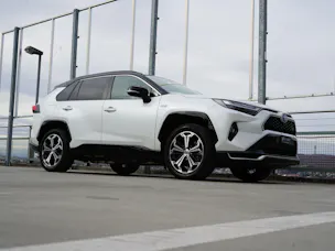 Toyota RAV-4 2.5 PHEV GR SPORT E-CVT 4WD l 306 PS
