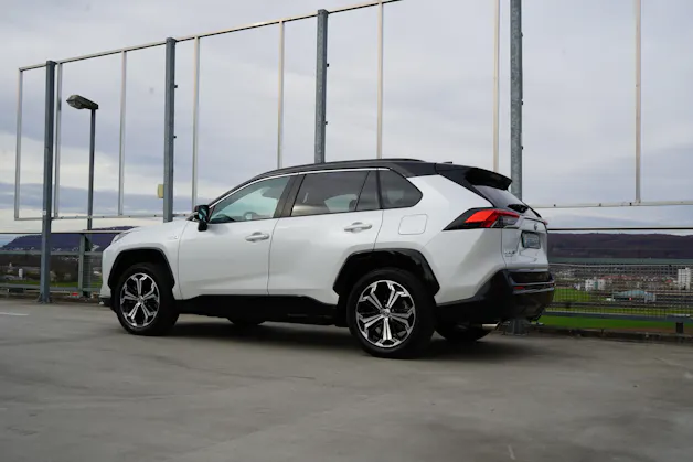 Toyota RAV-4 2.5 PHEV GR SPORT E-CVT 4WD l 306 PS