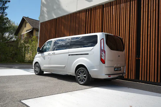 FORD TOURNEO CUSTOM 320 L2H1 TITANIUM X AUTOMAT l 170 PS