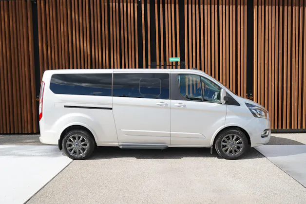 FORD TOURNEO CUSTOM 320 L2H1 TITANIUM X AUTOMAT l 170 PS