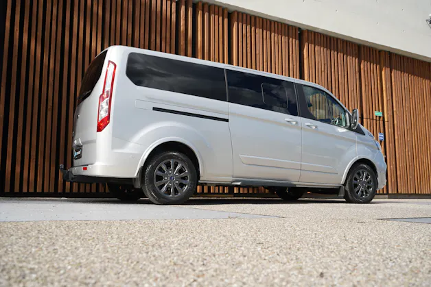 FORD TOURNEO CUSTOM 320 L2H1 TITANIUM X AUTOMAT l 170 PS