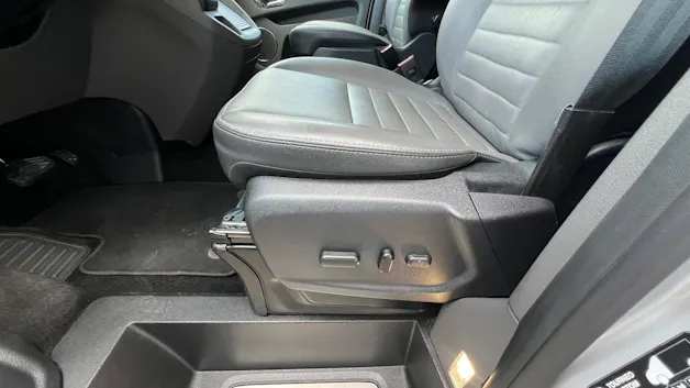 FORD TOURNEO CUSTOM 320 L2H1 TITANIUM X AUTOMAT l 170 PS