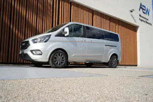 FORD TOURNEO CUSTOM 320 L2H1 TITANIUM X AUTOMAT l 170 PS