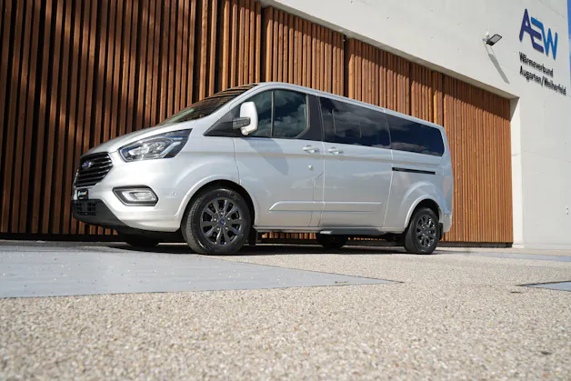 FORD TOURNEO CUSTOM 320 L2H1 TITANIUM X AUTOMAT l 170 PS