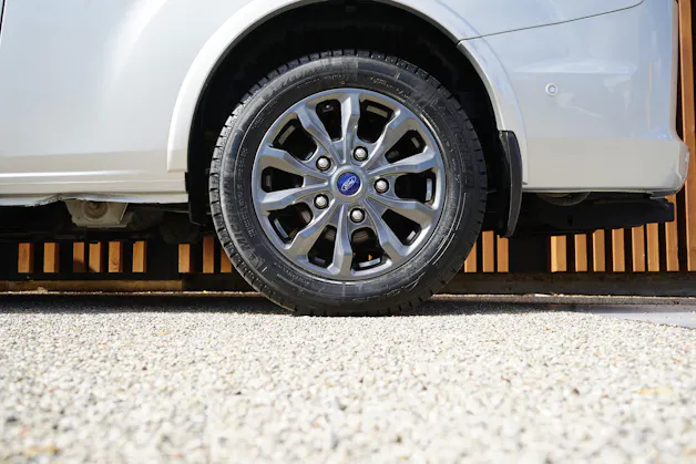 FORD TOURNEO CUSTOM 320 L2H1 TITANIUM X AUTOMAT l 170 PS
