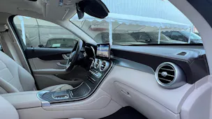 MERCEDES-BENZ GLC 300 D AMG LINE 4MATIC 9G-TRONIC l 245 PS
