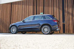 MERCEDES-BENZ GLC 300 D AMG LINE 4MATIC 9G-TRONIC l 245 PS