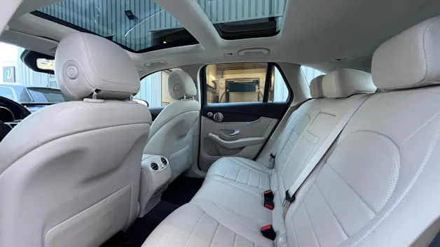 MERCEDES-BENZ GLC 300 D AMG LINE 4MATIC 9G-TRONIC l 245 PS