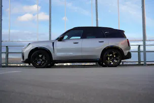 MINI COUNTRYMAN S ALL4 STEPTRONIC JCW BLACK l 217 PS