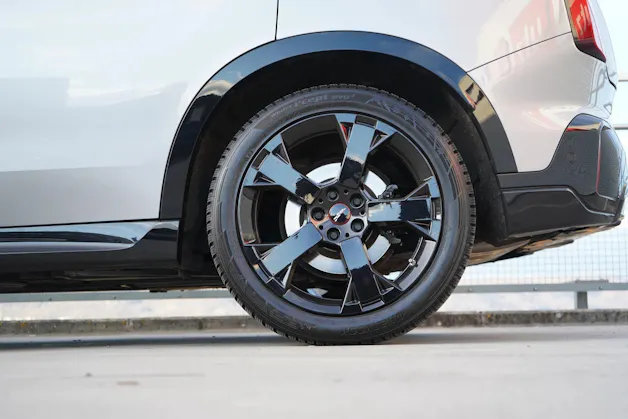 MINI COUNTRYMAN S ALL4 STEPTRONIC JCW BLACK l 217 PS