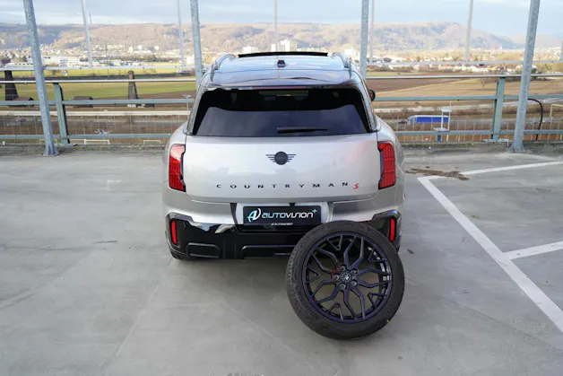 MINI COUNTRYMAN S ALL4 STEPTRONIC JCW BLACK l 217 PS
