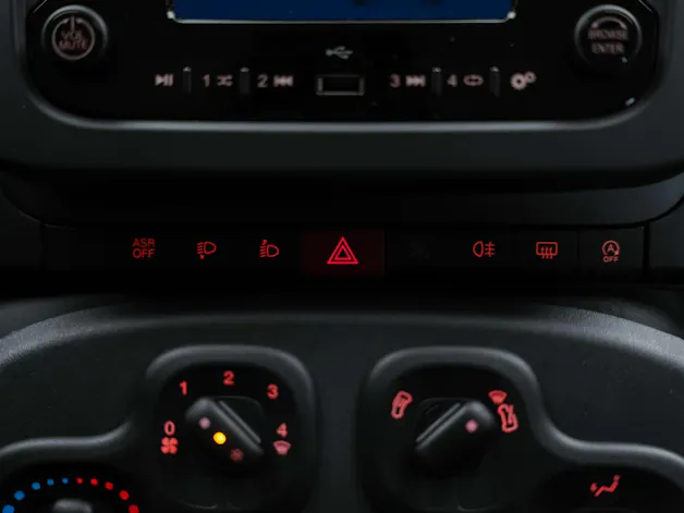 FIAT Panda 1.0 MHEV Cult *SOFORT Verfügbar*Werksgarantie*Tempomat*