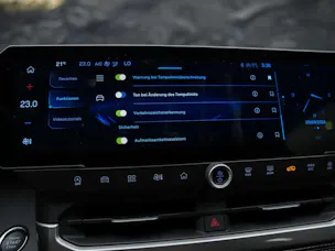 JEEP Compass 1.2 T e-Hybrid First Edition *SOFORT Verfügbar*Werksgarantie*Matrix-LED*Lenkradheizung*
