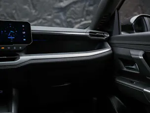 JEEP Compass 1.2 T e-Hybrid First Edition *SOFORT Verfügbar*Werksgarantie*Matrix-LED*Lenkradheizung*