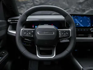 JEEP Compass 1.2 T e-Hybrid First Edition *SOFORT Verfügbar*Werksgarantie*Matrix-LED*Lenkradheizung*