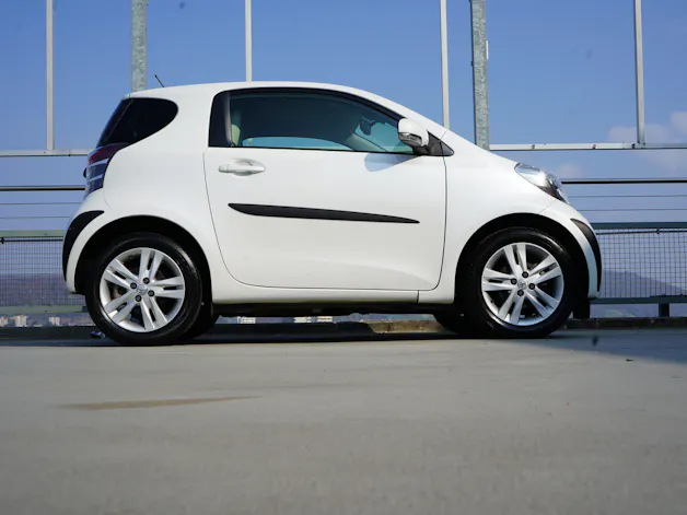 Toyota iQ3 1.33 DUAL VVT-i MULTIDRIVE l 98 PS