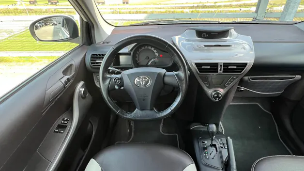 Toyota iQ3 1.33 DUAL VVT-i MULTIDRIVE l 98 PS