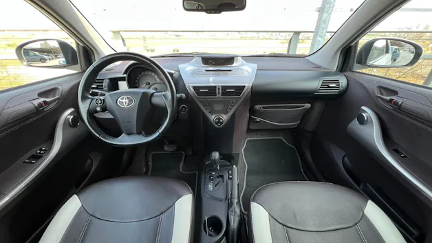 Toyota iQ3 1.33 DUAL VVT-i MULTIDRIVE l 98 PS