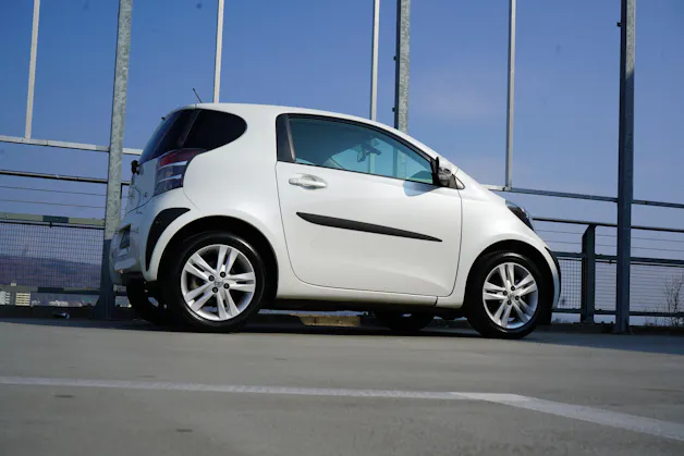 Toyota iQ3 1.33 DUAL VVT-i MULTIDRIVE l 98 PS