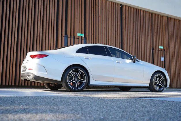 MERCEDES-BENZ CLS 450 4MATIC AMG LINE NIGHT PLUS 9G-TRONIC l