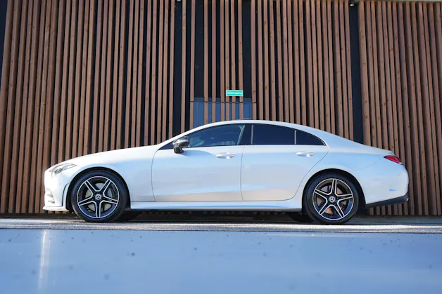 MERCEDES-BENZ CLS 450 4MATIC AMG LINE NIGHT PLUS 9G-TRONIC l