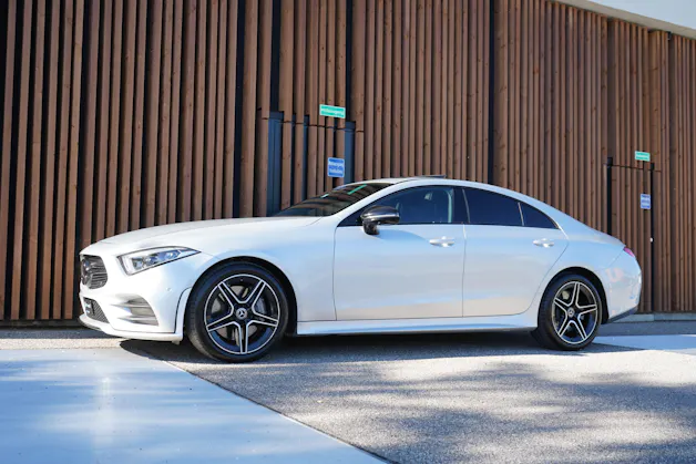 MERCEDES-BENZ CLS 450 4MATIC AMG LINE NIGHT PLUS 9G-TRONIC l