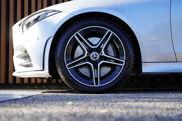 MERCEDES-BENZ CLS 450 4MATIC AMG LINE NIGHT PLUS 9G-TRONIC l