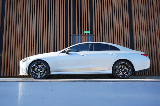 MERCEDES-BENZ CLS 450 4MATIC AMG LINE NIGHT PLUS 9G-TRONIC l