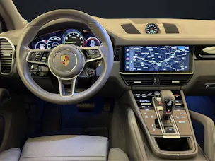 PORSCHE Cayenne E-Hybrid