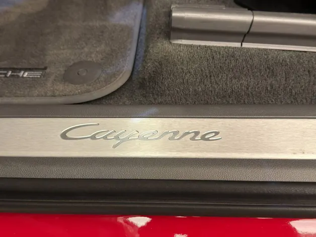 PORSCHE Cayenne E-Hybrid
