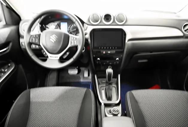 Suzuki Vitara 1.4 T Piz Sulai Hybrid 4x4