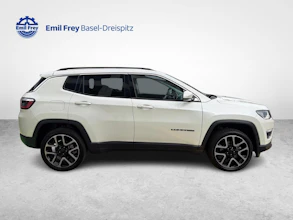https://vehicle.imgix.net/4469267/ca15a86b-af25-4a32-9f8c-7bd149e15b8c.jpg