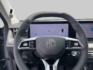 MG HS 1.5 Hybrid Luxury