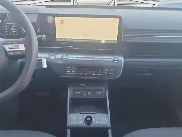 HYUNDAI Kona 65,4 kWh Electric NEW Amplia