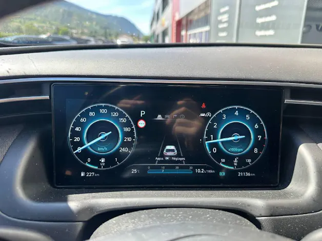 HYUNDAI Tucson 1.6 T-GDi Amplia 4WD (CH)