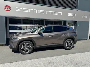HYUNDAI Tucson 1.6 T-GDi Amplia 4WD (CH)