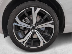 Fahrzeugbild VOLVO XC60 2.0 T8 TE Ultra Dark eAWD