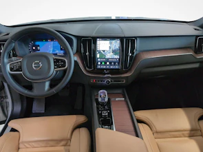 Fahrzeugbild VOLVO XC60 2.0 T8 TE Ultra Dark eAWD