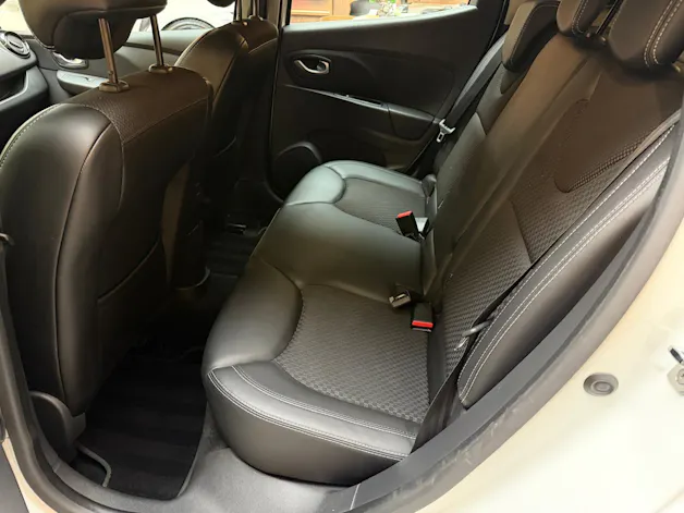 RENAULT Clio 1.2 TCe 120 Swiss Edition S/S
