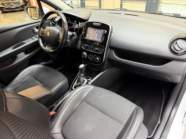 RENAULT Clio 1.2 TCe 120 Swiss Edition S/S