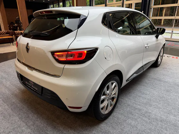RENAULT Clio 1.2 TCe 120 Swiss Edition S/S