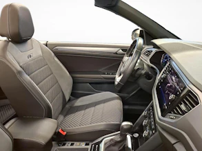 https://vehicle.imgix.net/4469444/616e7805-abf5-42ce-94b6-b5091f33c010.jpg