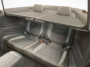 https://vehicle.imgix.net/4469444/be0519c3-c40b-4628-9156-99258e31fbdf.jpg