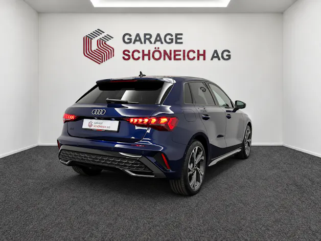 AUDI 35 TFSI S Line S-Tronic