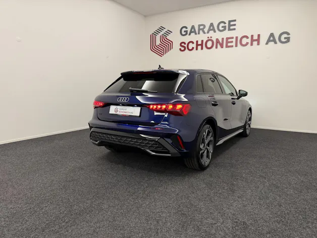 AUDI 1.5 TFSI S Line S-Tronic