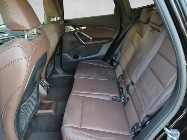 BMW X1 U11 23i xDrive paddles