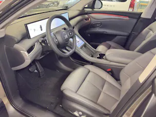 MG IM6 100 kWh Performance 21 4WD