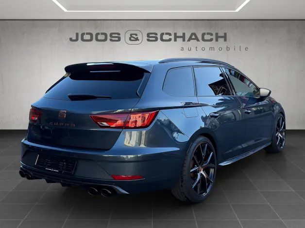 SEAT Leon ST 2.0 TSI 300 Cupra R 4Drive DSG